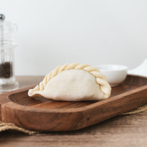 Empanadas de carne cortada a cuchillo x 12 unidades