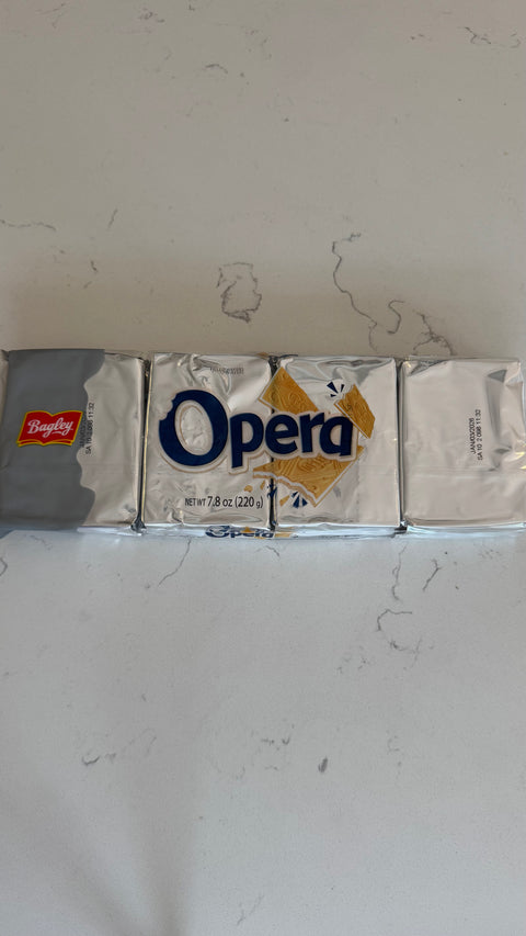 Galletitas Opera, family size, 220Gr