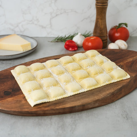 Ravioles de tres quesos x 2 planchas