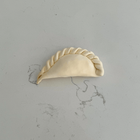 Empanadas de Carne cortada a cuchillo x 12 unidades - The Cooking Quarters