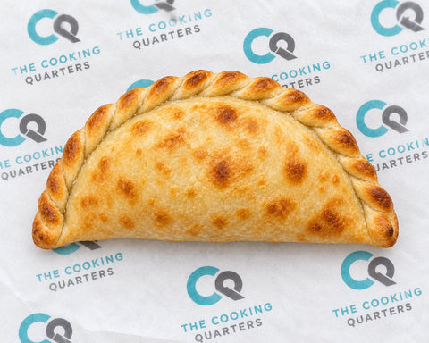 Empanada de carne cortada a cuchillo recién horneada – Individual