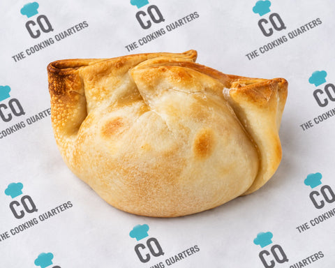 Empanada de pollo recién horneada – Individual